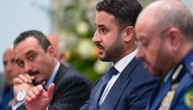بعد استقباله في بريطانيا وزير الدفاع يزور شركة بي إيه إي سيستمز