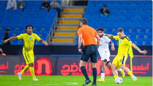 التعاون يتفوق على العدال بأربعة أهدف مقابل هدف في دوري روشن السعودي